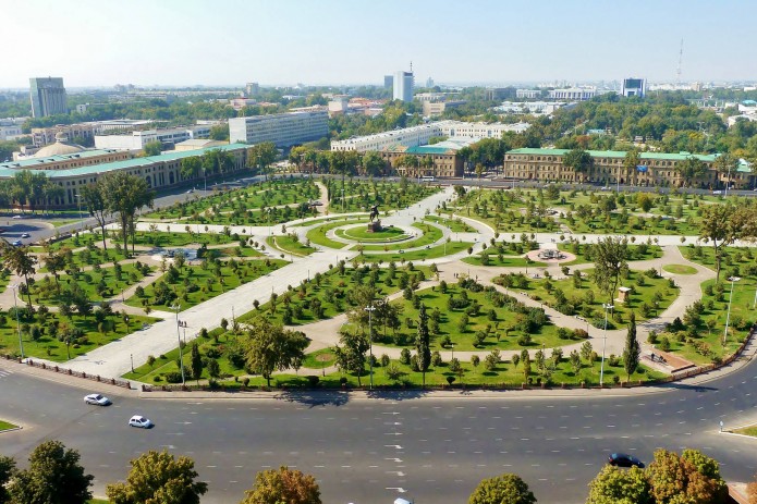 Уникальный проект: в Ташкенте могут установить 12 ворот