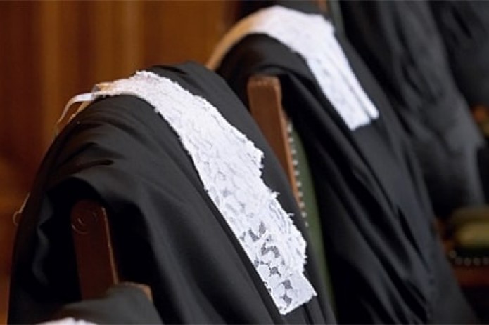 O'zbekistonda muddati yakuniga yetgan 17 nafar sudyadan 13 tasi lavozimida bo‘lishining navbatdagi muddatiga tayinlandi