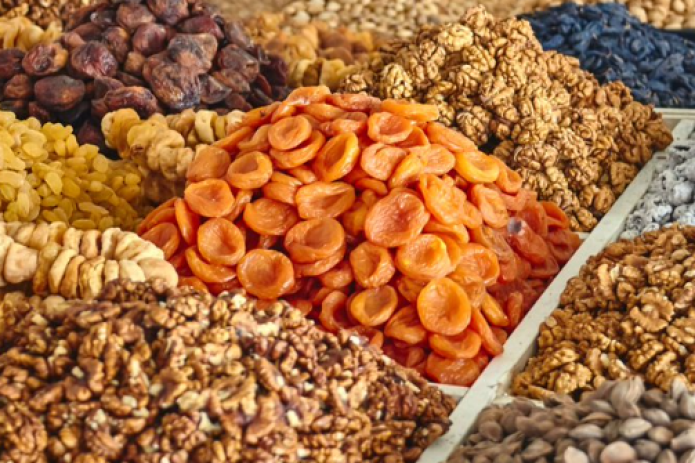 Узбекистан будет экспортировать в США сухофрукты и орехи