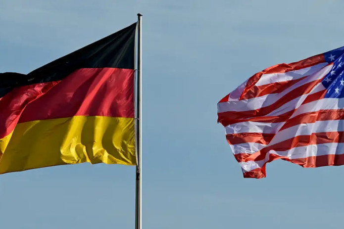 Aksariyat nemislar Qo'shma Shtatlarni Rossiyadan keyin tinchlikka eng katta tahdid deb bilishadi