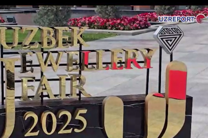 “UZBEK JEWELLERY FAIR – 2025”DA ZARGARLIK BUYUMLARI NAMOYISHI