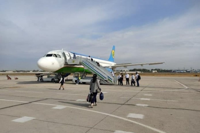 Президент поручил открыть в Самарканд не менее 10 международных рейсов в день