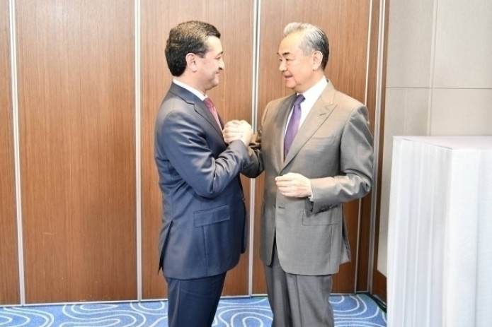 Baxtiyor Saidov Xitoy Tashqi ishlar vaziri Van I bilan uchrashuv o‘tkazdi