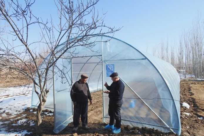 ФАО безвозмездно построила и передала 14 теплиц жителям Кашкадарьинской области