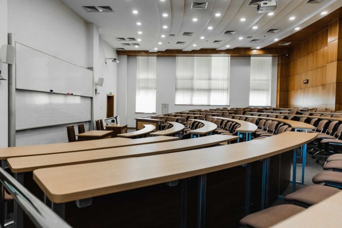 Is'hoqxon Ibrat nomidagi Namangan davlat chet tillari instituti tashkil etildi