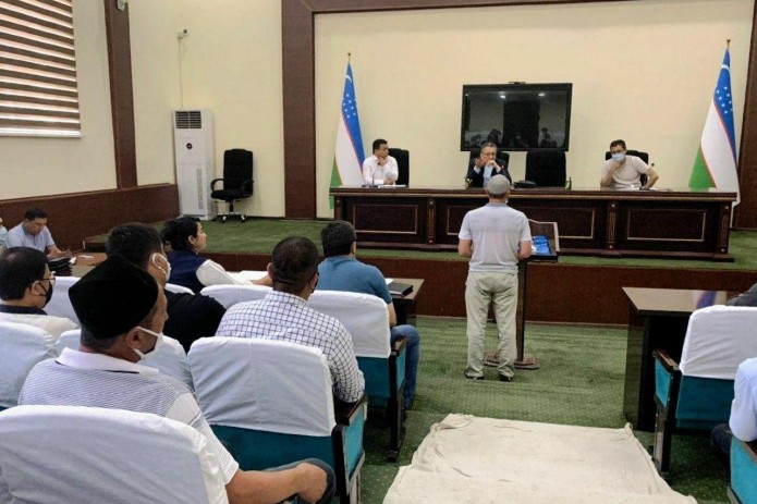 Markaziy banki raisi Shahrixon tumanida tadbirkorlar bilan ochiq muloqot o'tkazdi