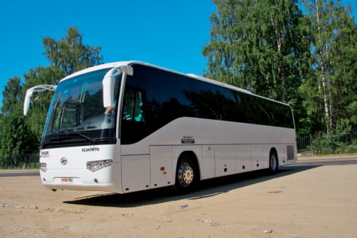 Узбекистан и Таджикистан открыли автобусное сообщение