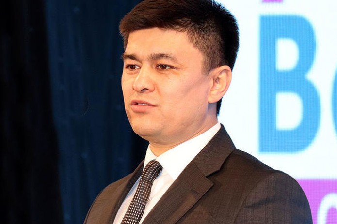 Азиз Мухитдинов назначен и.о. ректора Университета Амити в Ташкенте