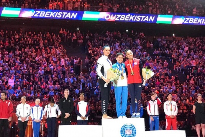 Oksana Chusovitina wins gold at Paris tournament