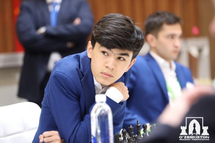 Узбекистанец Жавохир Синдаров занял второе место на международном шахматном фестивале в Абу-Даби