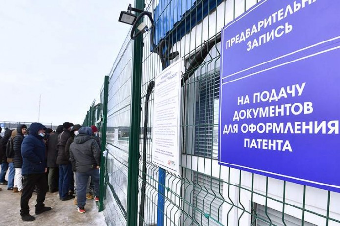 Rossiyada migrantlar uchun patent tizimi bekor qilinishi mumkin