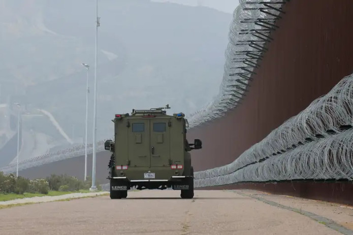 AQSh chegara patrul xizmati Meksika chegarasi yaqinida bir kishini yaraladi