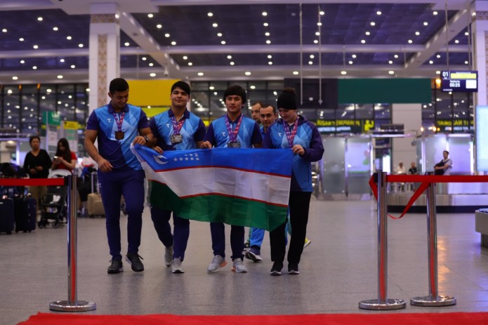 Юные тяжелоатлеты Узбекистана завоевали 10 медалей ЧМ в Мексике