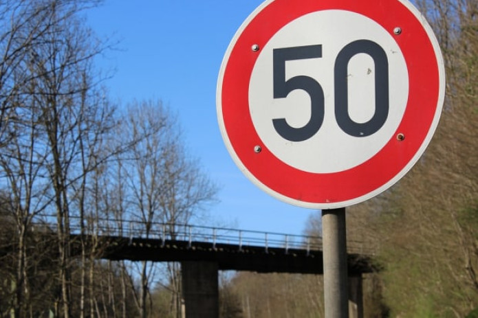 Belgilangan tezlikdan 10 km/soat chegirib, so‘ng jarima qo‘llash rejalashtirilyapti