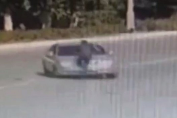 17-лений парень за рулем Lacetti в Навои сбил мужчину на пешеходном переходе