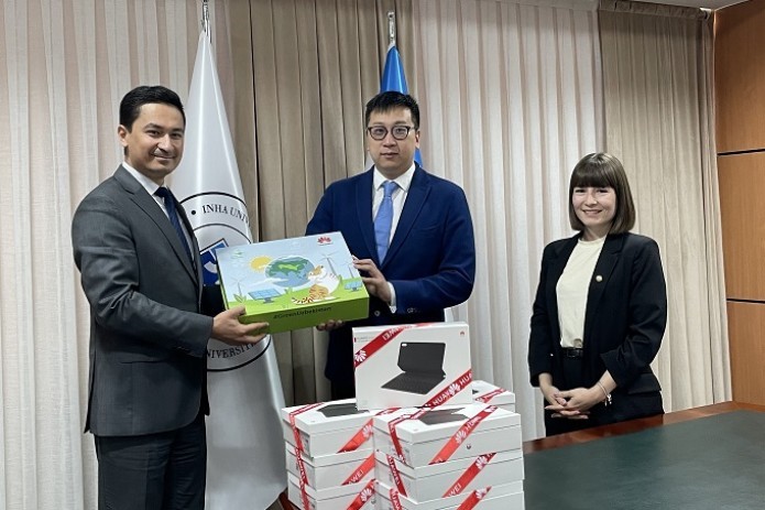 Компания Huawei в Узбекистане и университет ИНХА развивают сотрудничество в сфере подготовки молодых IT-специалистов