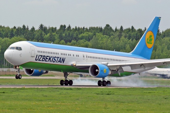 Plane with Uzbek citizens from Wuhan arrives in Tashkent