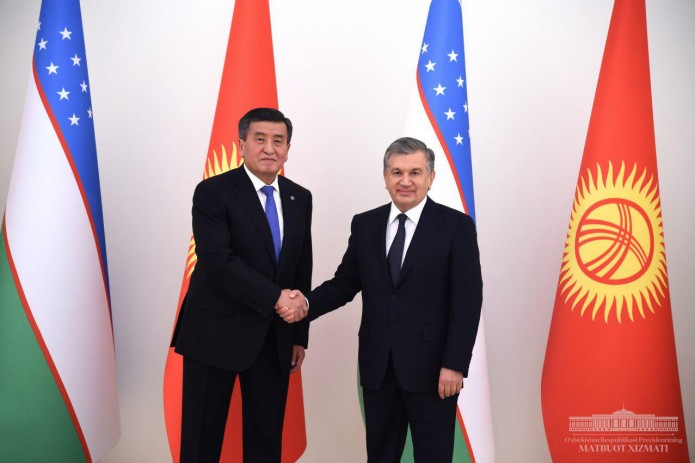 Президенты Узбекистана и Кыргызстана провели переговоры в узком формате