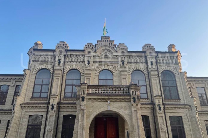 Madaniyat vazirligi salkam 500 mln so'm ajratilayotgan "san'atkorlar portali" nima uchun zarurligini tushuntirdi