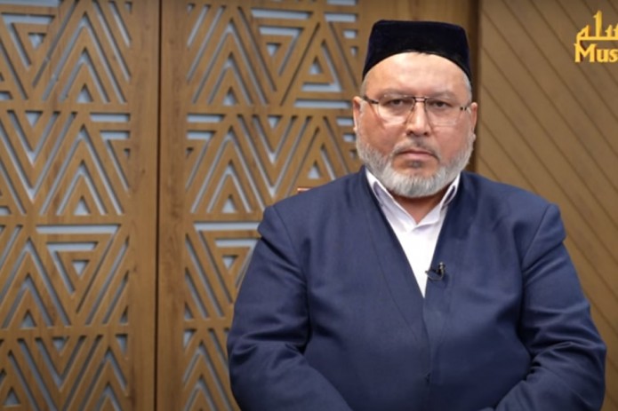 "Insonni iymondan ayiradigan, mo'minni dindan chiqaradigan ulkan gunohlardan biri" - Homidjon domla Ishmatbekov folbinga borish dinimiz qaytargan amallardan bir ekanligini qayd etib o'tdi