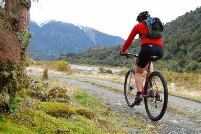 British cyclist nears end of 80-day world record attempt