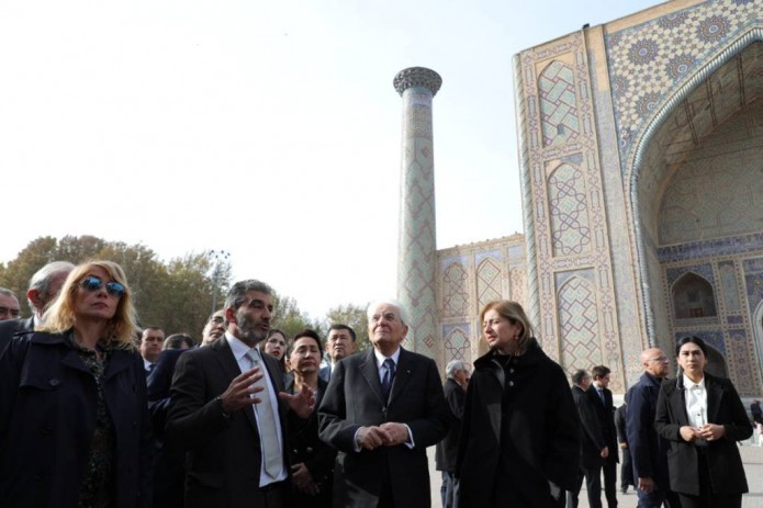 Italiya prezidenti Serjo Mattarella Registon maydonida sayohat qildi
