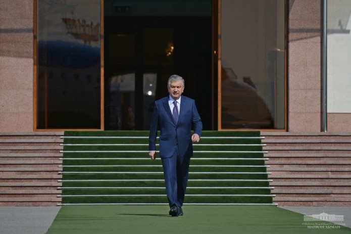 Prezident Shavkat Mirziyoyev Rossiyaga jo‘nab ketdi