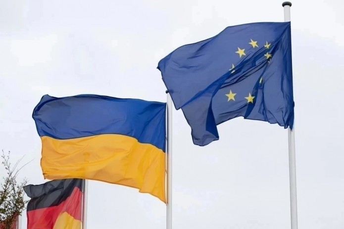 Европарламент принял резолюцию в поддержку статуса кандидата Украины и Молдовы в члены ЕС