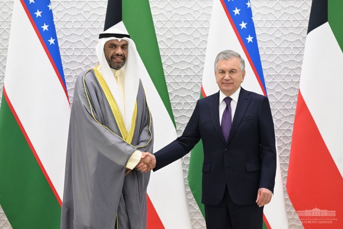 Shavkat Mirziyoyev Kuvayt tashqi ishlar vaziri Abdulla al-Yahyoni qabul qildi