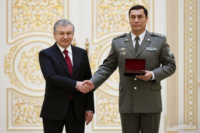 Shavkat Mirziyoyev: Armiya faqat qurol va aslaha bilan emas, ona Vatan uchun jonini ayamaydigan harbiylar bilan qudratlidir