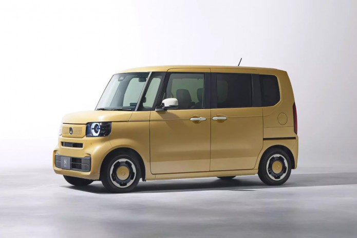 Honda Xitoyda mikroven N-Box’ning 3-avlodini namoyish qildi