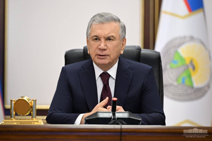 Shavkat Mirziyoyev qishloq xo‘jaligidagi islohotlar ijrosiga oid taqdimot bilan tanishdi