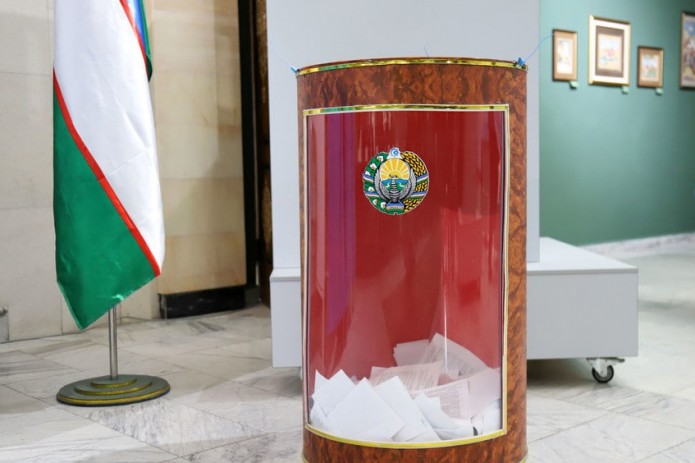 Prezidentlikka nomzodlarni ro‘yxatga olish bo‘yicha hujjatlar taqdim etilmoqda