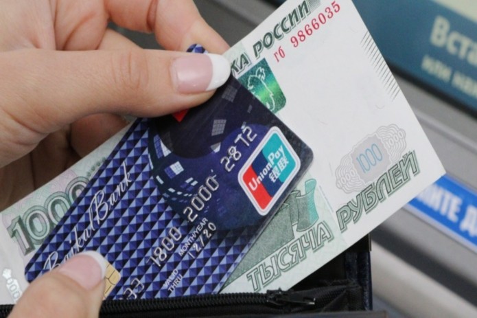 UnionPay sanksiya ostidagi Rossiya banklari bilan ishlashdan bosh tortdi