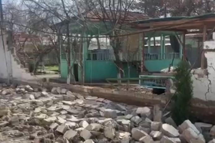 Toshkentda qariyalar uyining devori qulab tushdi
