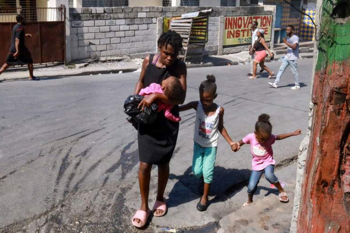 Haitida 1,3 mlnga yaqin kishi to‘dalar zo‘ravonligi tufayli uyini tark etdi