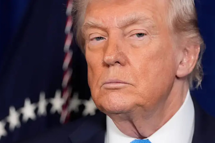 Tramp Rossiyaga qarshi sanksiyalar to'g'risidagi qonun loyihasini qo'llab-quvvatladi