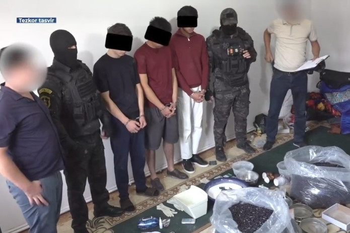 Gulistonda xonadonda narkolaboratoriyaga tashkil etganlar ushlandi
