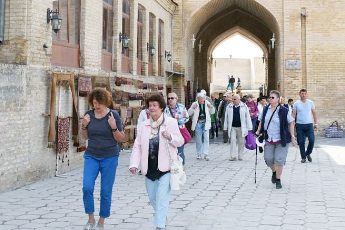 Iyul oyida O'zbekistonga eng ko'p qaysi davlatlardan turistlar keldi?