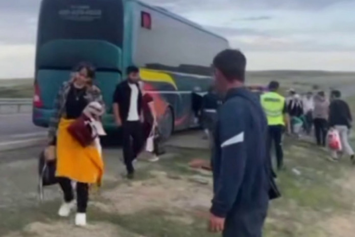 Qozog‘istonda o‘zbekistonliklar ketayotgan avtobusda yong‘in chiqdi