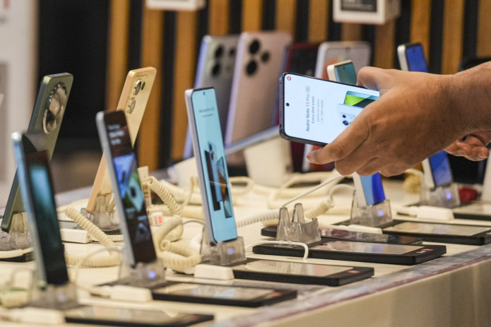 Mobile phone imports to Uzbekistan grew by 23.5%