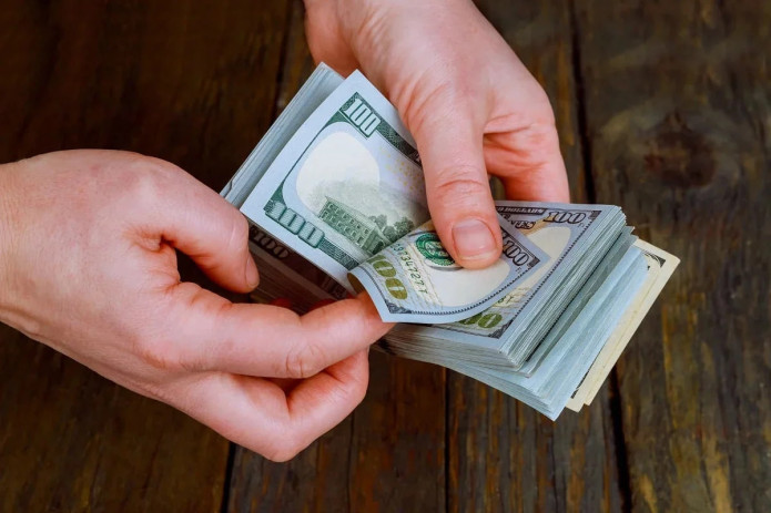 Dollarning rasmiy kursi oxirgi 10 oylikdagi eng past darajaga tushdi