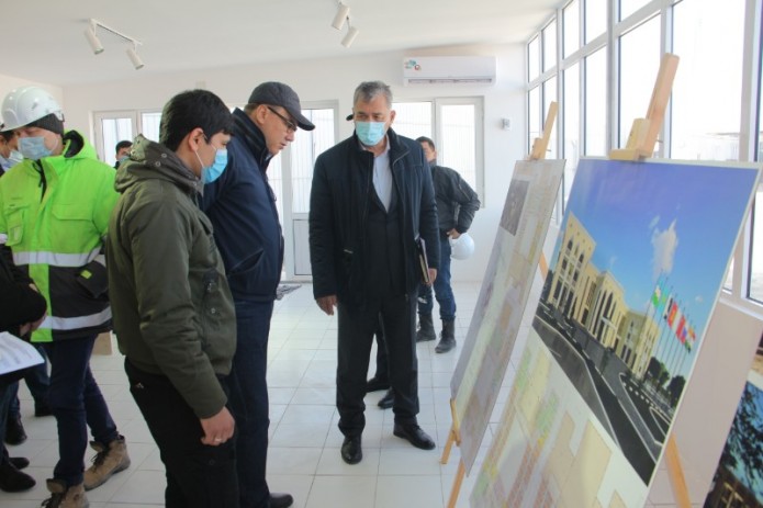 Азиз Абдухакимов ознакомился со строительством 5-звездочной гостиницы в Хиве