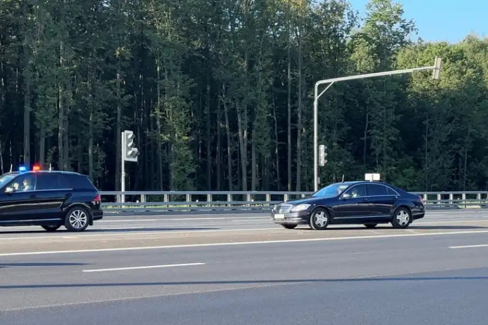 Трампнинг махсус элчиси Виткоф Путин билан учрашди