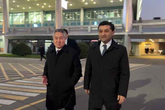 Uzbekistan and Kyrgyzstan FM’s commemorate 30 years of relations