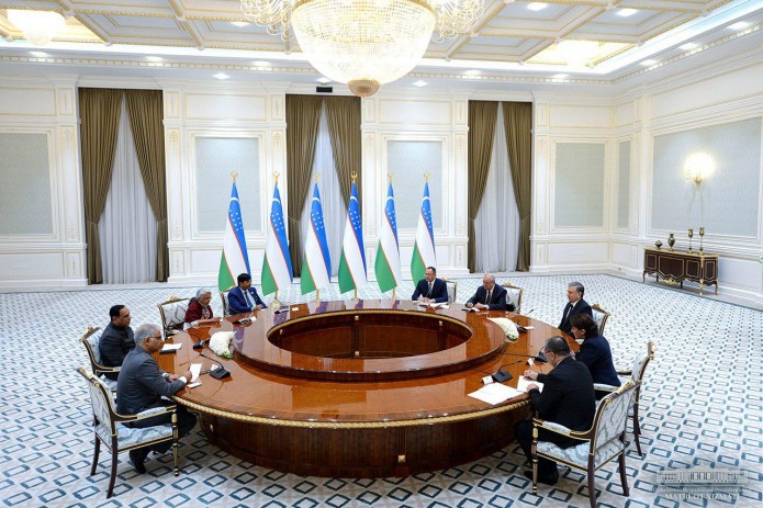 Президент Узбекистана принял делегацию индийского штата Гуджарат