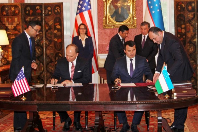 Минвнешторг Узбекистана заключило с США пять соглашений
