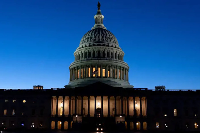 AQSh Kongressi rekord darajadagi mudofaa byudjetini qabul qildi