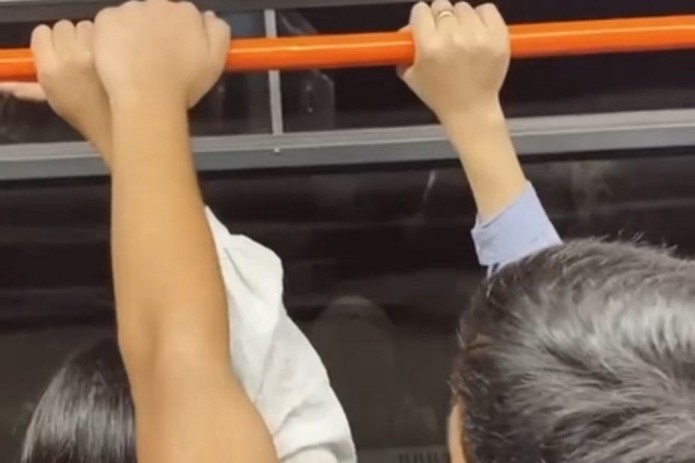 Liza Enn porno Brazzers Shirali chaqaloqlar bilan jinsiy aloqa