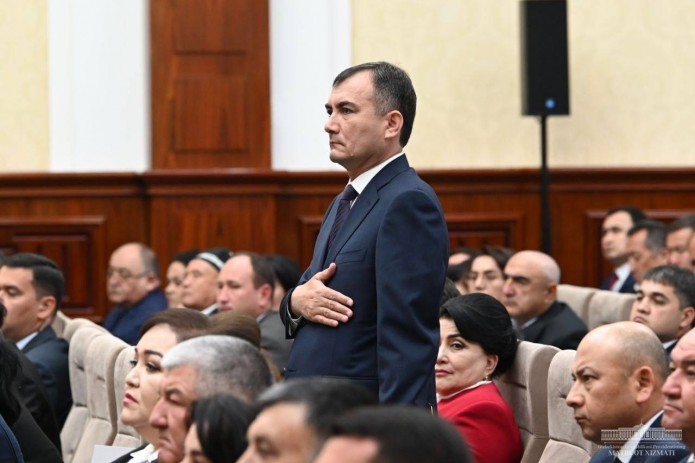Murotjon Azimov Qashqadaryo viloyatining hokimi etib tayinlandi